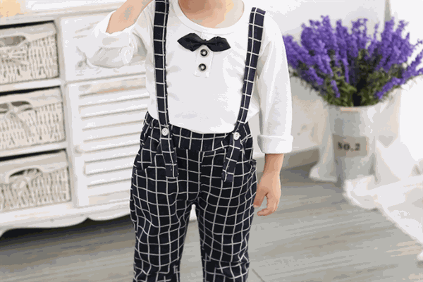 快乐小问号童装